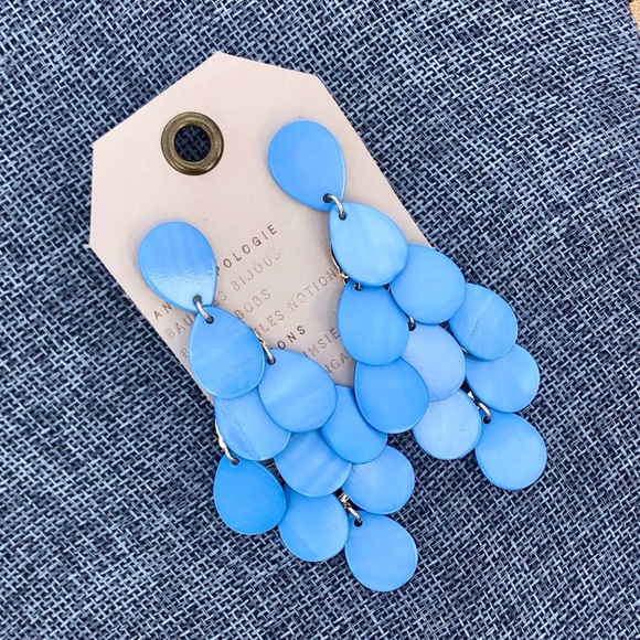 Anthropologie Jewelry - ❤️ NWT ANTHROPOLOGIE SCALLOPED SHELL DROP EARRINGS